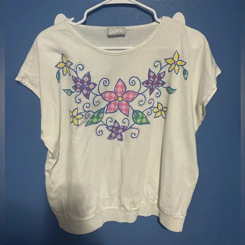 Vintage dolman sleeve white t-shirt with retro floral print XL